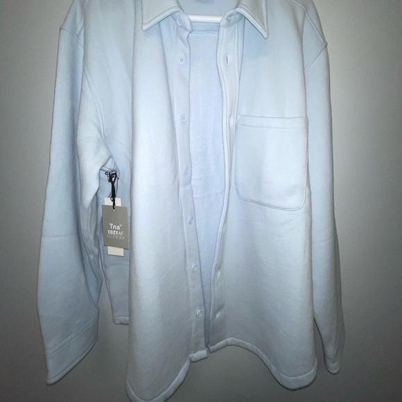 Aritzia Cozy Fleece Mega Shirt Jacket - Picture 2 of 2
